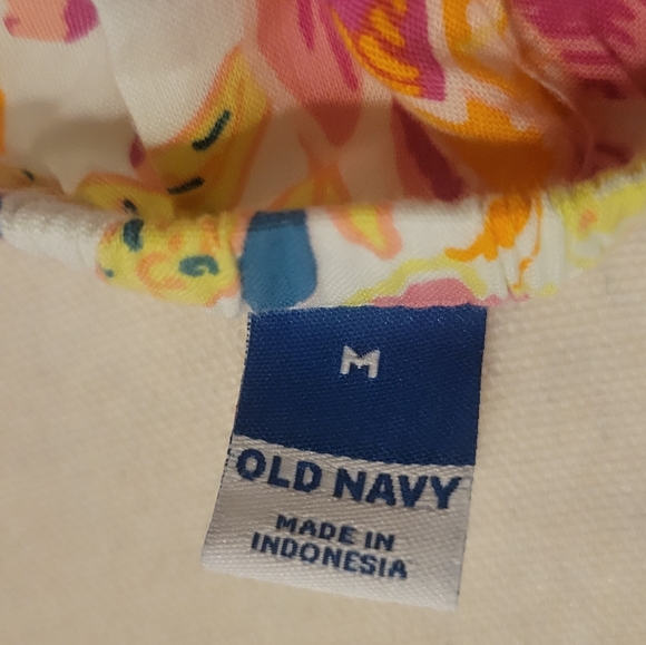 Old Navy Floral Romper - Picture 4 of 10